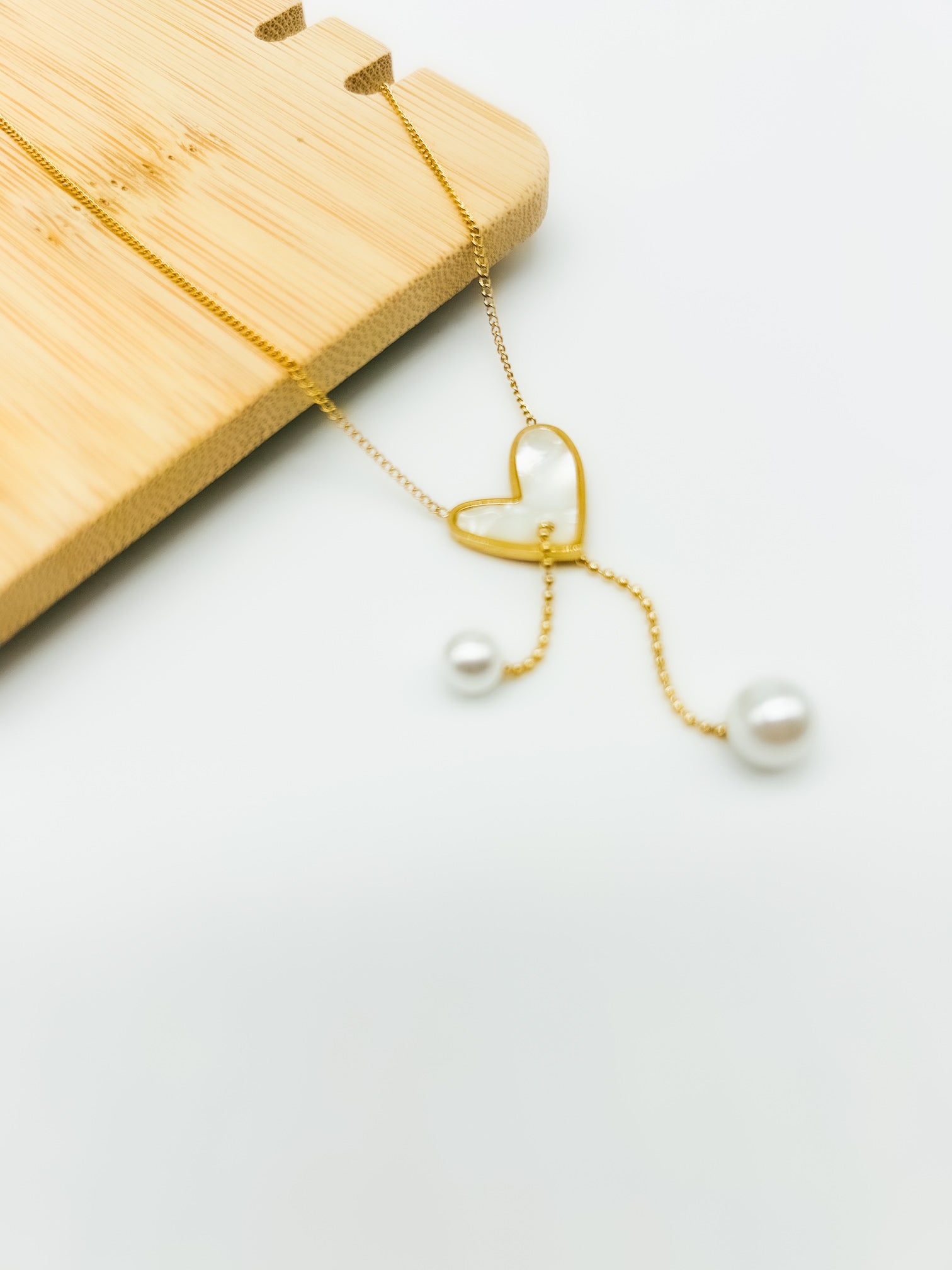 PEARL HEART NECKLACE