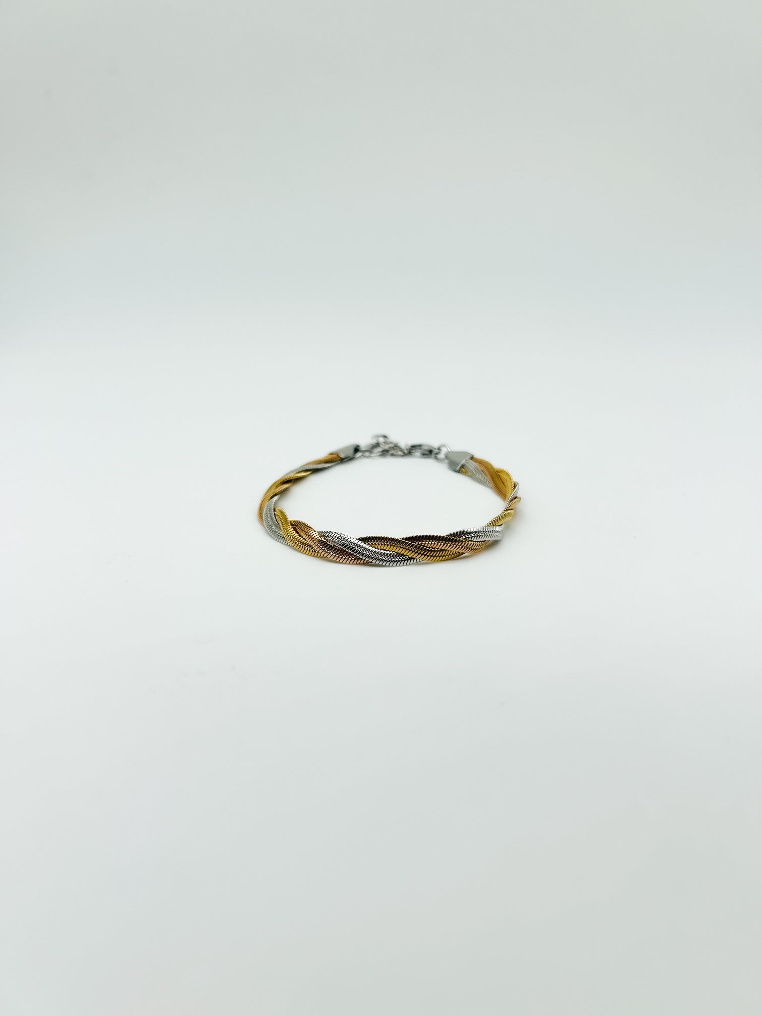 TRI-TONE LAYERED BRACELET