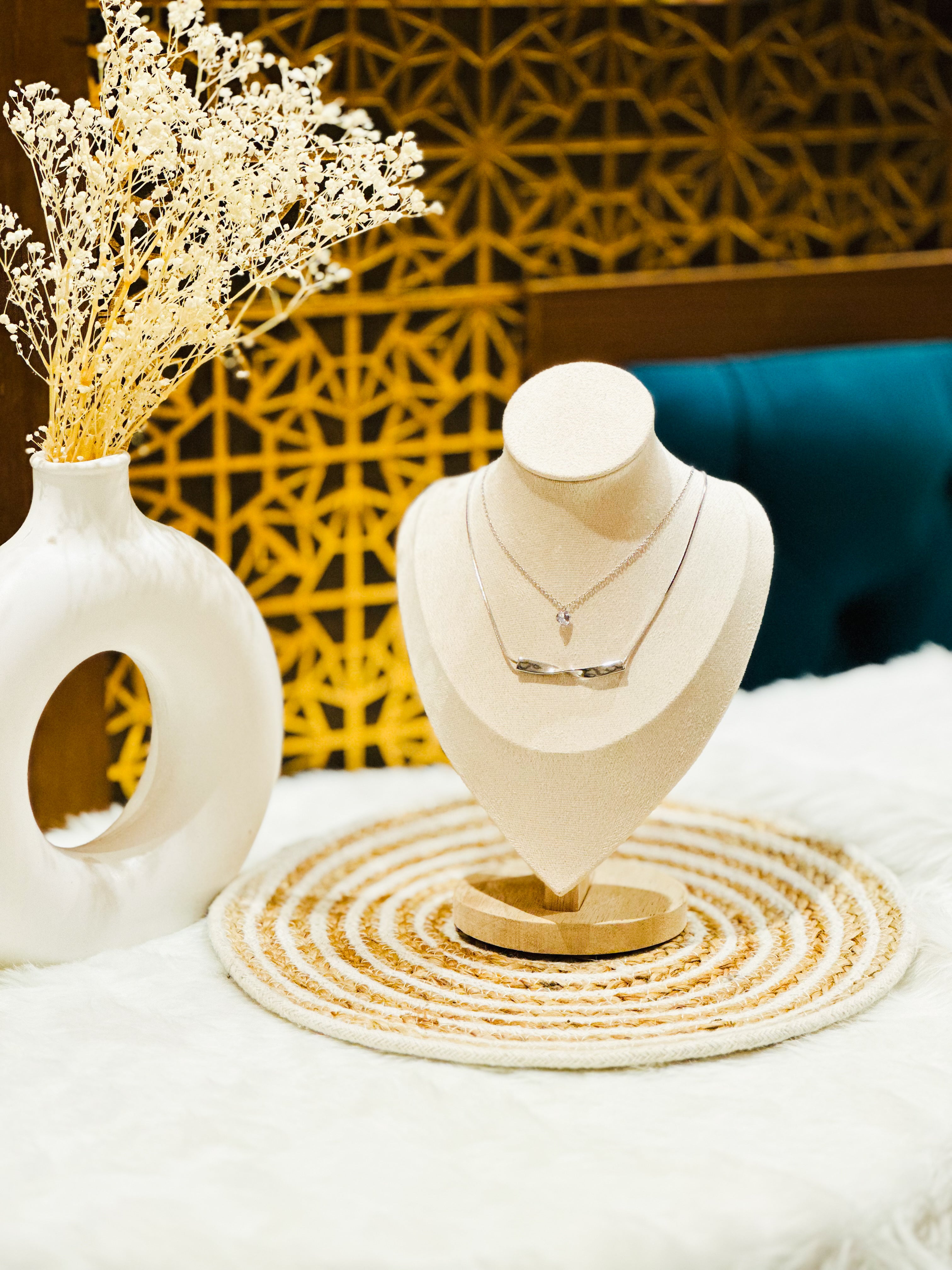 WAVE LUXE STONE LAYERED NECKLACE