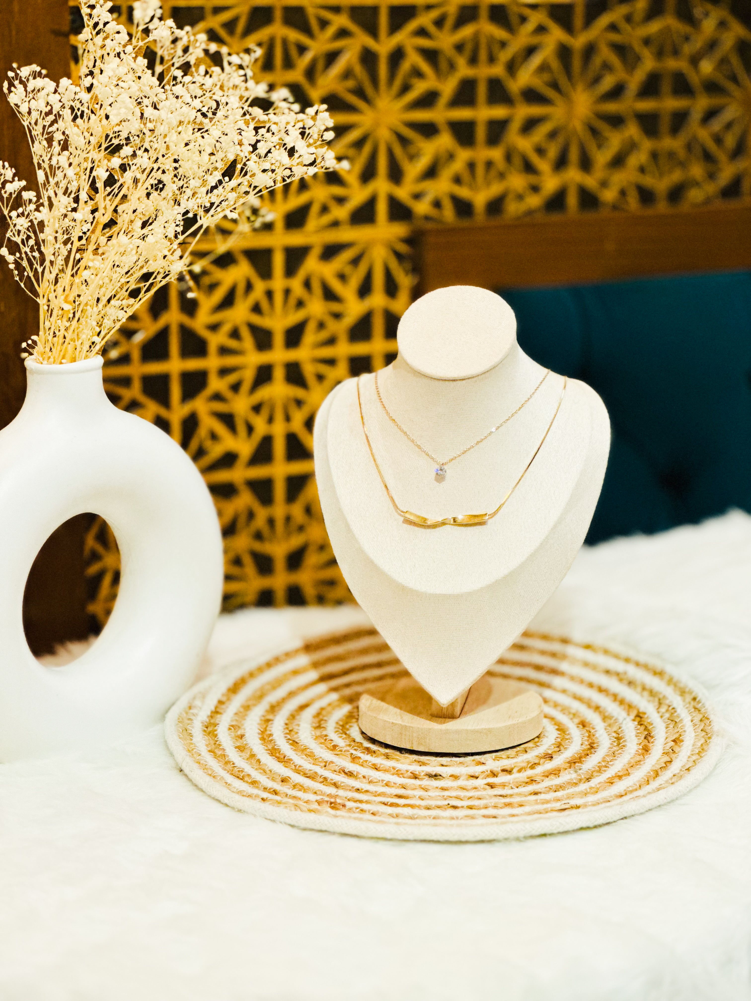 WAVE LUXE STONE LAYERED NECKLACE