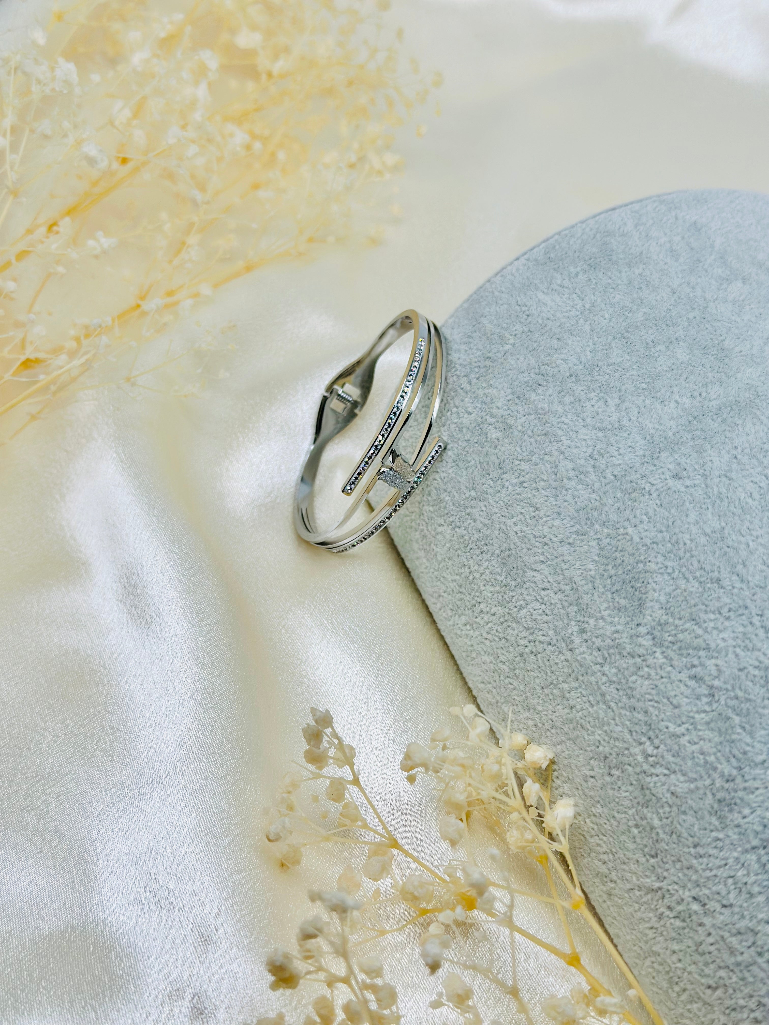 VELARE BRACELET