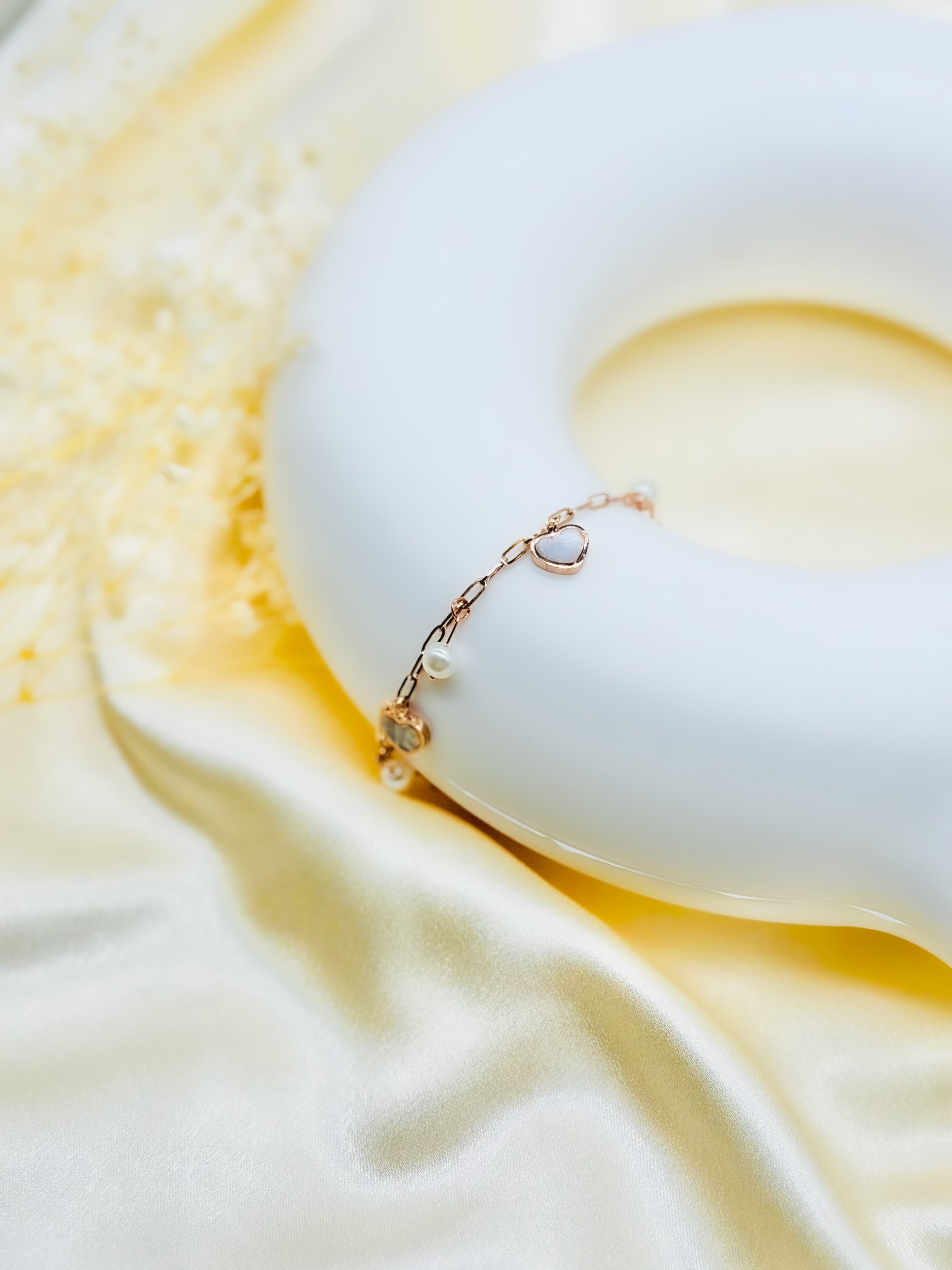 HEART & PEARL BRACELET