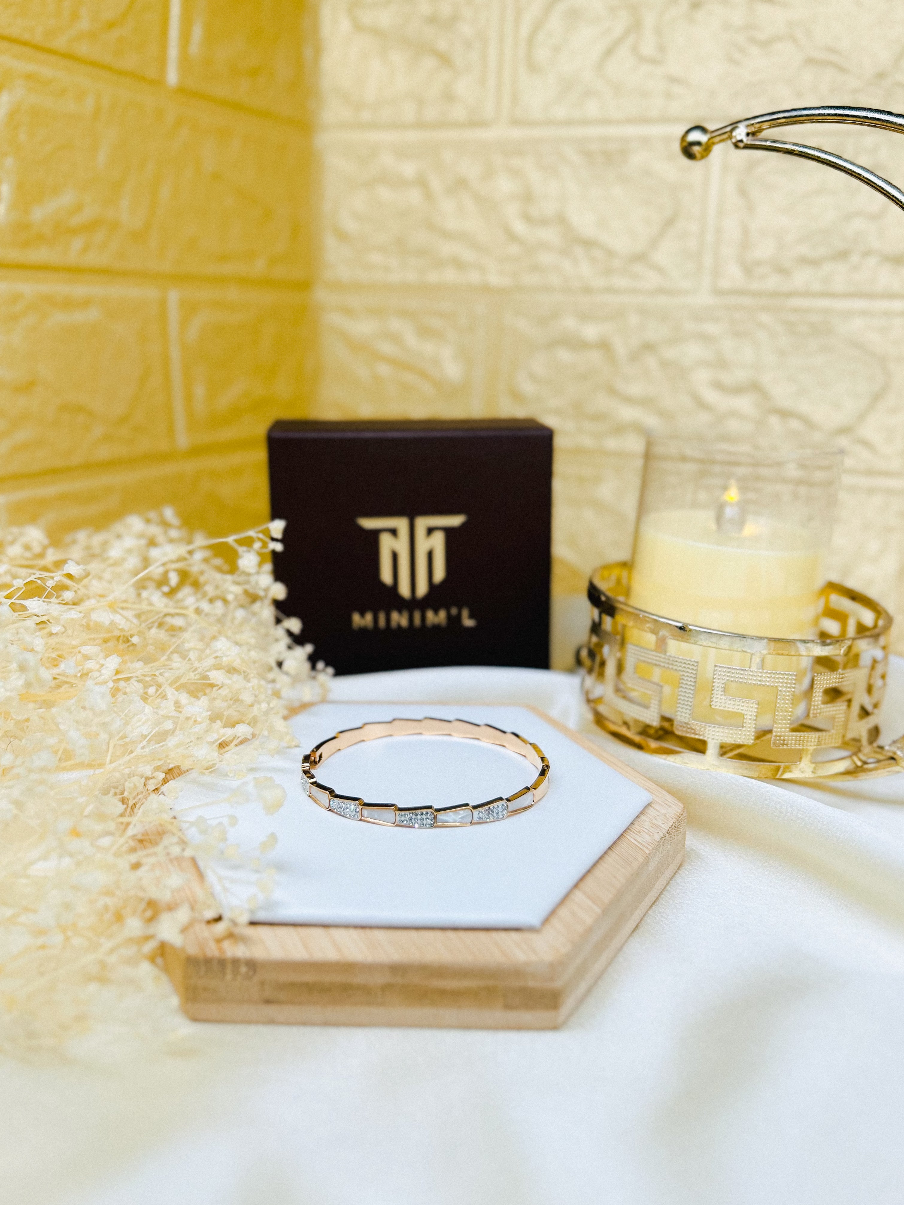 ELEVIA BRACELET