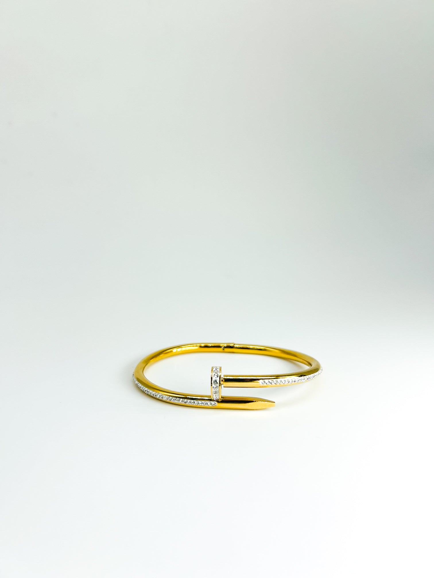STELLAR  NAIL BRACELET