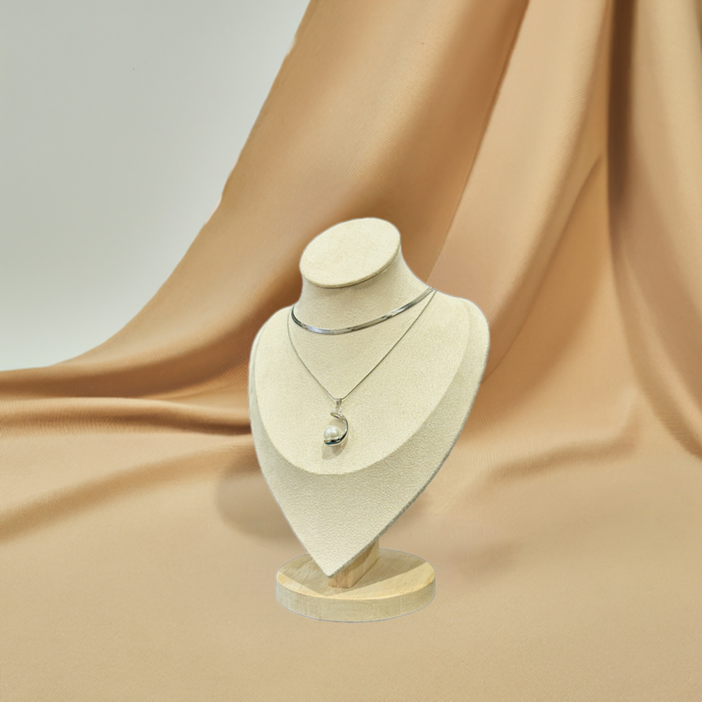 PEARL GLIDE  NECKLACE